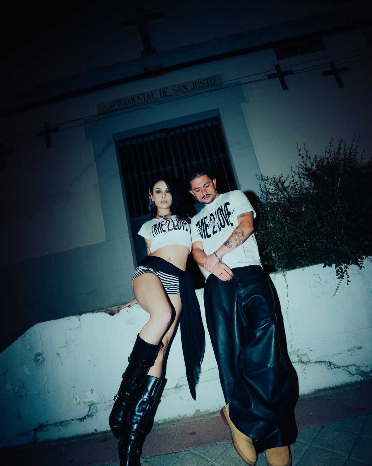 TIME2LOVE Distressed Tee