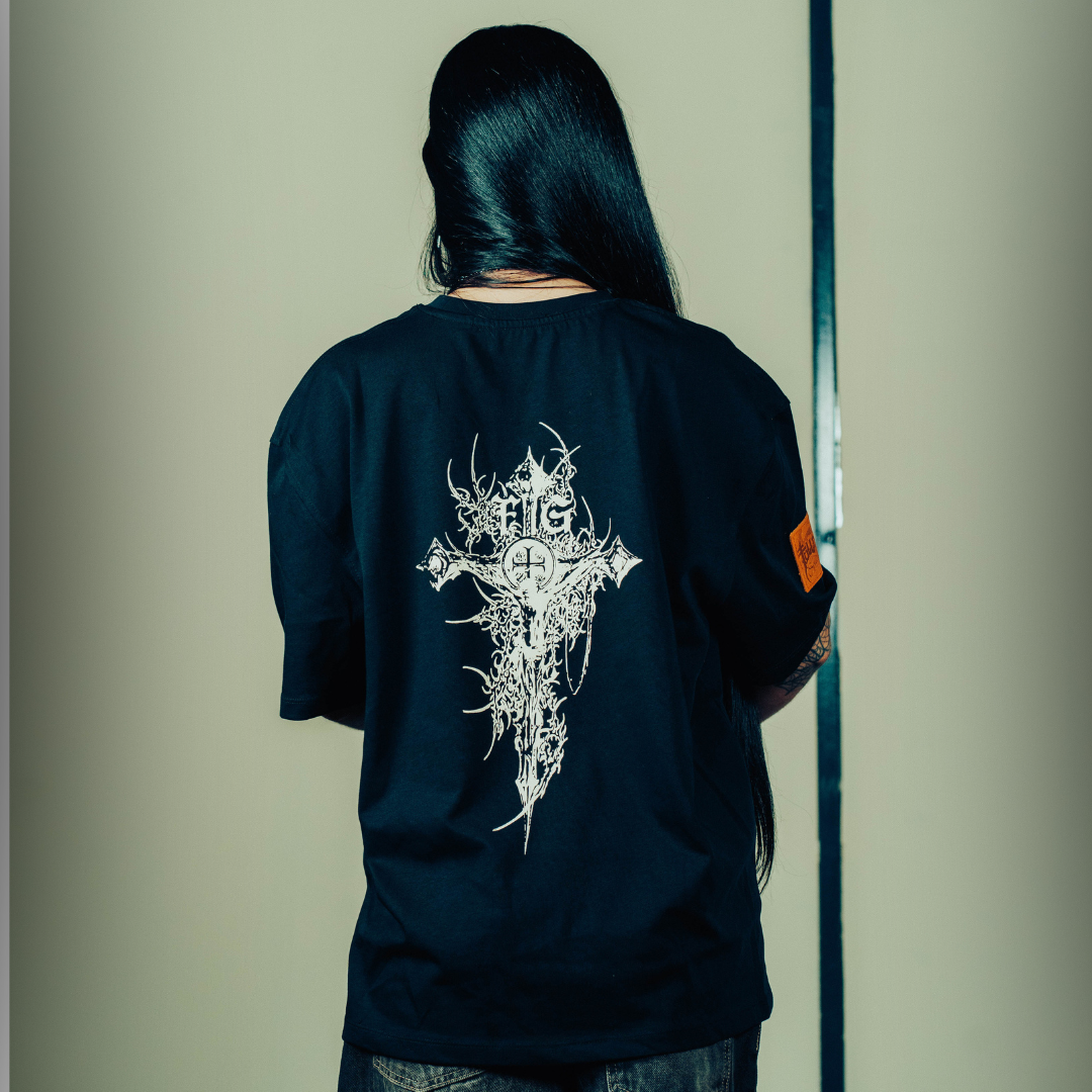 Christ Cross tee