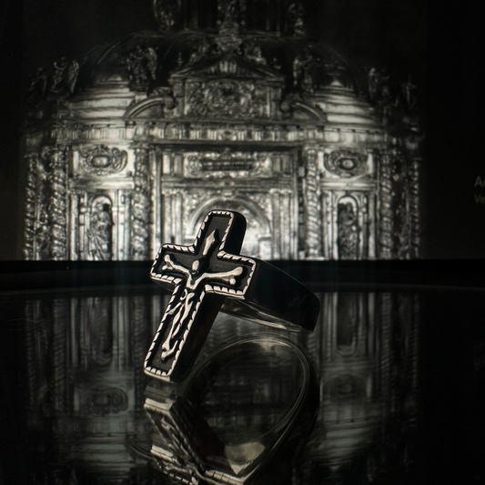 Follow Ring big Cross