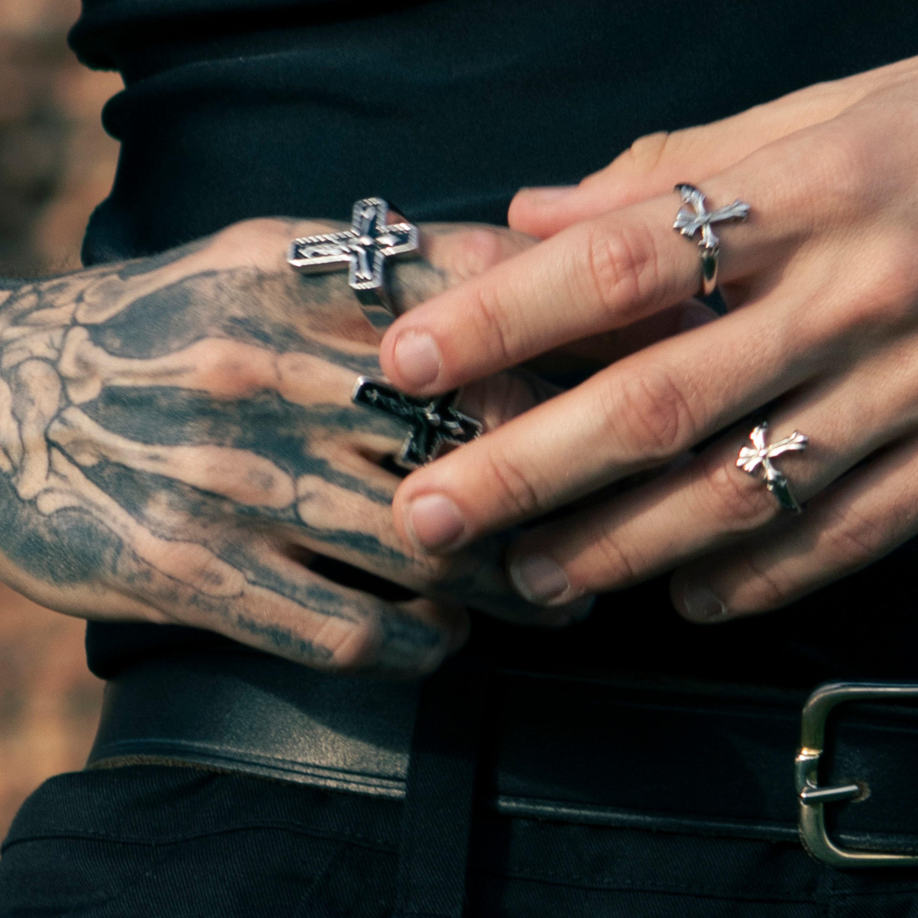 FollowGod, Follow, God, Follow God,  Pantalones, Opium, playboi, playboiCarti, Carti, ropa, ropa opium, anillos, artesano, manufactura, hecho a mano, atelier, anillos, sellos, acero, anillos de acero, anillos opium, pulseras opium, anillos opium, anillos cruz, sello cruz, anillo cruz, anillo acero, anillo meñique, anillo peaky, peaky ring, chrome hearts, follow ring, ring, follow ring lil cross, producto, productos, boutique